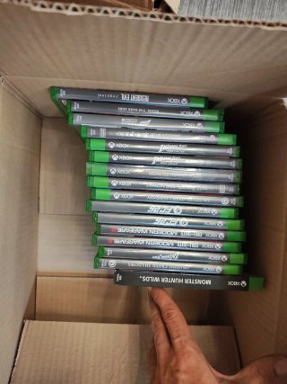 Lote Juegos PS5: MotoGP 25, FC 24, WWE 2K24