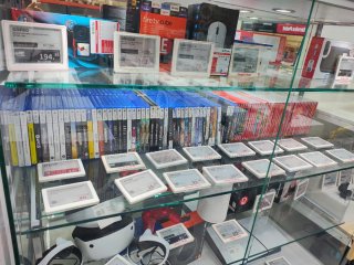 Lote Juegos PS5: MotoGP 25, FC 24, WWE 2K24