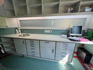 Mueble de suelo con lavabo