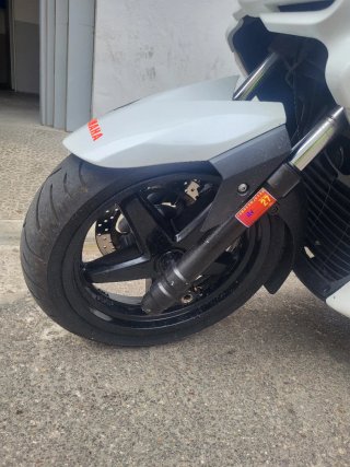 Yamaha Xmax 250i Maxi Scooter