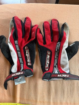 Guantes Trial Hebo Rojos y Negros