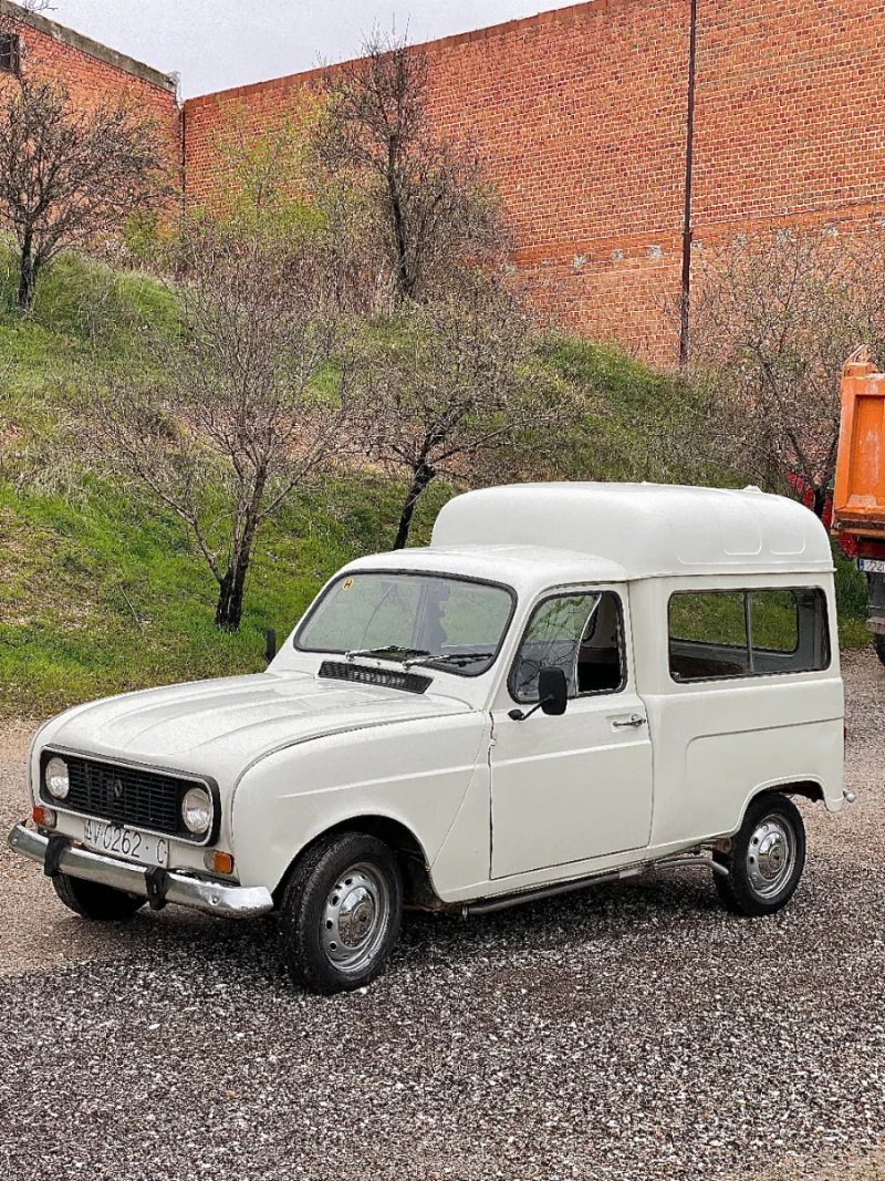 Renault 4 F4 - foto 1