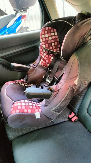 Silla de coche infantil