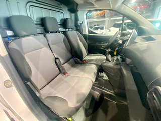 Peugeot Partner 1.5HDI 100CV 3 PLAZAS  10/2021