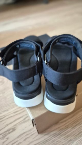 Sandalias Teva Negras Casi Nuevas