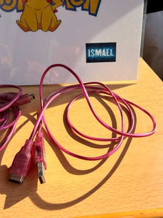 Cargador y Cable Link Pink funciona perfectamente