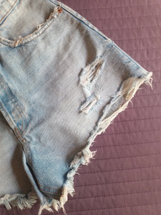 Shorts vaqueros Zara Talla 42