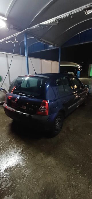 Renault Clio 2003