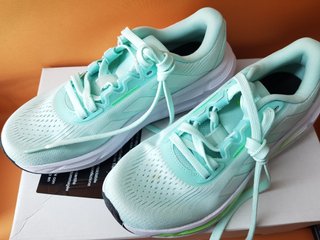 Adidas Questar 3 Mujer T39.5 Verde/Turquesa