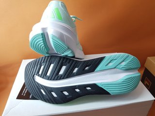 Adidas Questar 3 Mujer T39.5 Verde/Turquesa