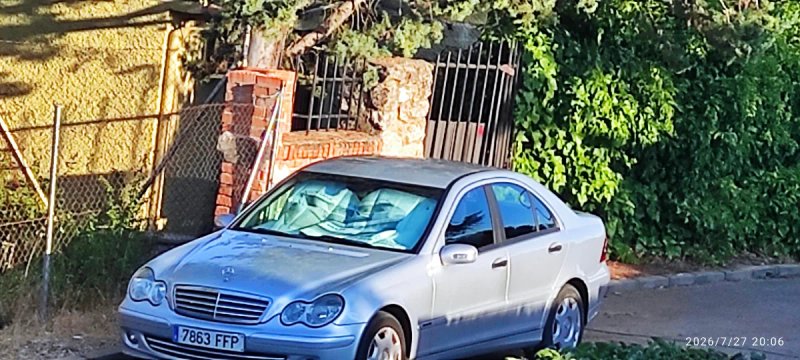 Mercedes-Benz Clase C 2006 - foto 1