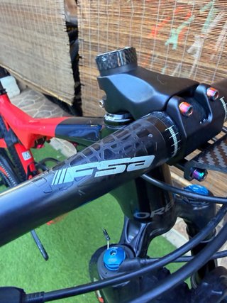 ORBEA OIZ CARBONO 29” FOX
