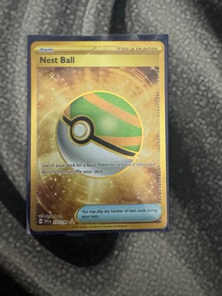 LUCARIO VSTAR Y NEST BALL