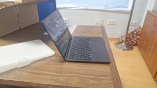 Apple MacBook Air M5 13,6 Medianoche