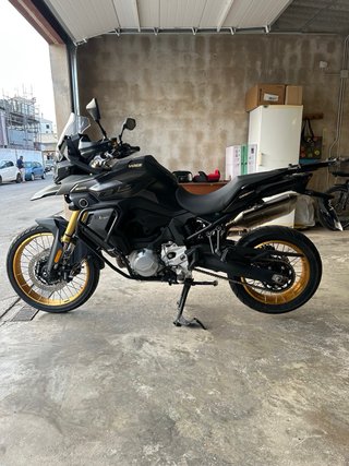 Voge DSX 900 Negra Black Knight