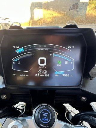 Voge DSX 900 Negra Black Knight
