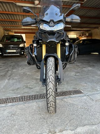 Voge DSX 900 Negra Black Knight