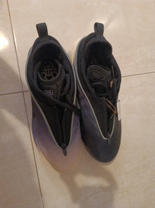 Adidas D.O.N Issue 7 negras