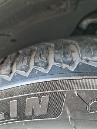 Neumáticos Michelin 80% vida útil