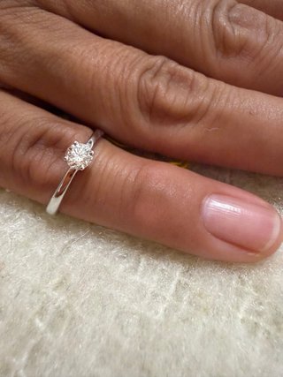 Anello oro bianco con diamante vero