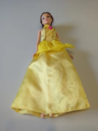 Muñeca Barbie Bella Vestido Amarillo