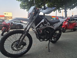 Rieju MRT 125