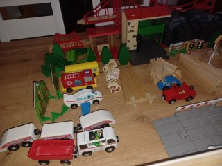 GRAN LOTE MADERA VIAS TREN AUTOPISTA Y ACCESORIOS