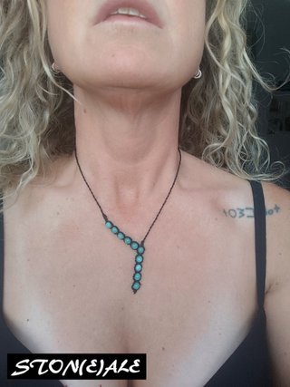 Girocollo in macrame con perline di amazzonite