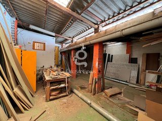 Local comercial en venta en Gavarra en Cornellà de Llobregat