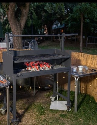 Barbacoa grande de hierro