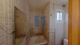 Piso en venta en Fondo en Santa Coloma de Gramanet