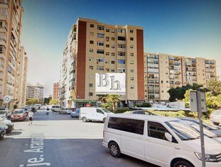 Local comercial en venta en Gamarra - La Trinidad en Málaga