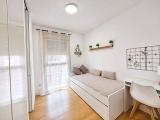 Piso en alquiler en Romareda en Zaragoza