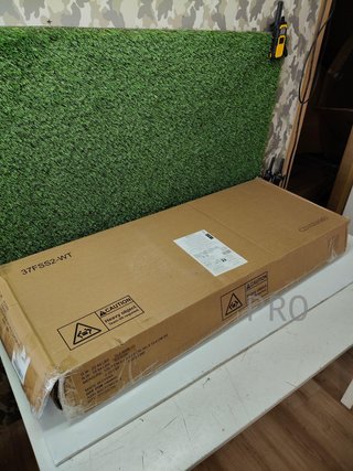 Taburete Plegable con Respaldo - AMAZON BASICS