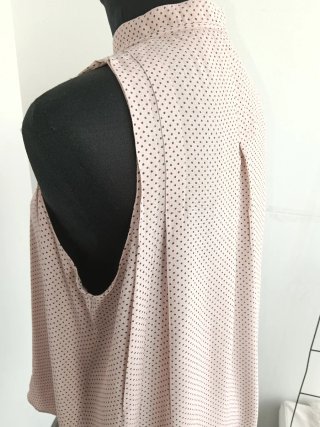 Blusa sin mangas lunares rosa palo
