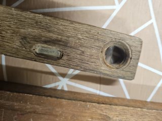 2 Niveles Antiguos de Madera y Metal