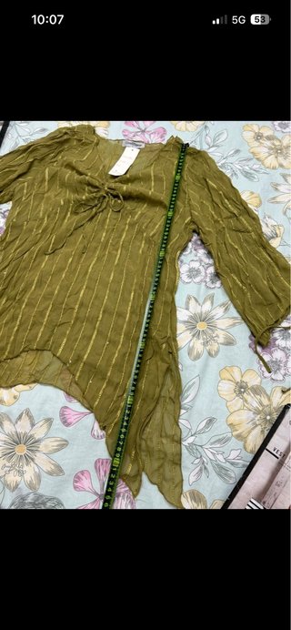 Blusa verde con destellos , Talla Única