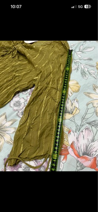 Blusa verde con destellos , Talla Única
