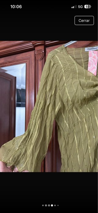 Blusa verde con destellos , Talla Única