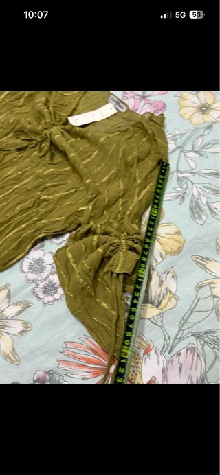 Blusa verde con destellos , Talla Única