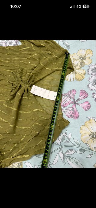 Blusa verde con destellos , Talla Única