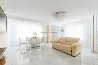 Casa adosada en venta en Nueva Torrevieja - Aguas Nuevas en Torrevieja