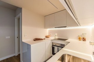 Piso en alquiler en Valdeacederas en Madrid