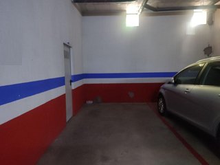 Garaje en alquiler en Bellavista en Sevilla