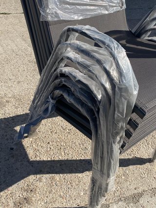 LIQUIDACION SILLAS DE TERRAZA 30€ CADA UNA NUEVAS
