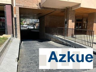 Garaje en alquiler en Zumaia