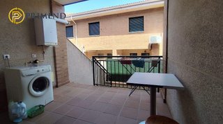 Casa adosada en alquiler en Mejostilla en Cáceres