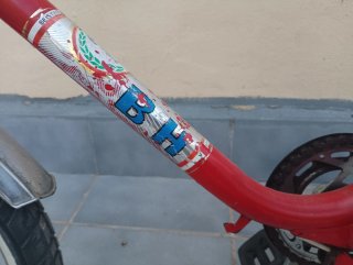 Bicicleta BH infantil roja