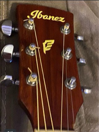 Guitarra acústica Ibanez