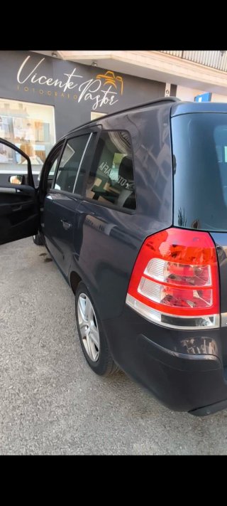 Opel Zafira 2010